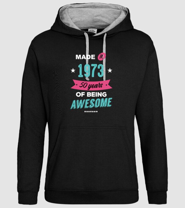 MADE IN 1973 model negru pe tricou