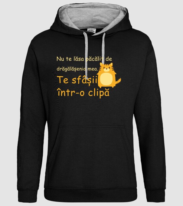 nu te lăsa păcălit de drăgălășenia mea. te sfâșii într-o clipă model negru pe tricou