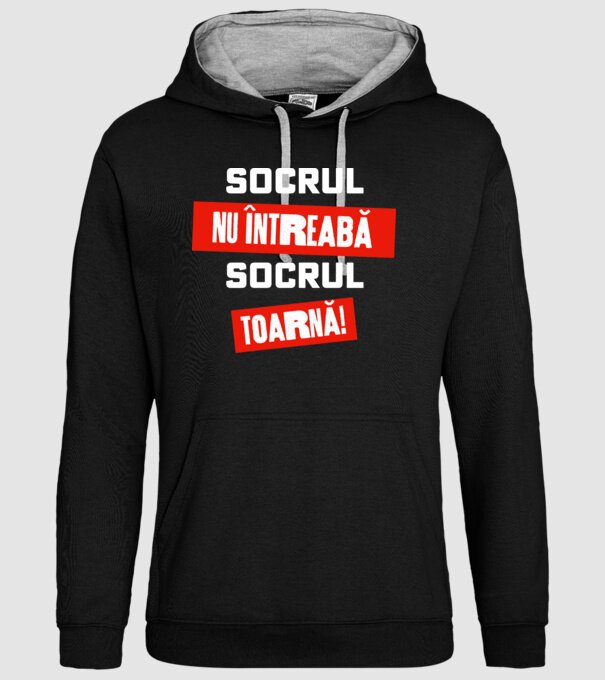 Socrul nu întreabă, socrul toarnă! model negru pe tricou