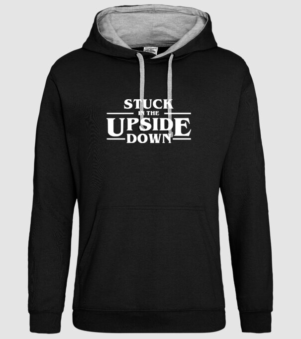 stuck in the upside down model negru pe tricou