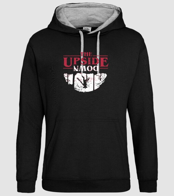 the upside down logo model negru pe tricou