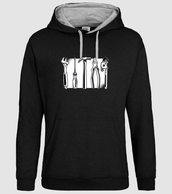 Tools model negru pe tricou