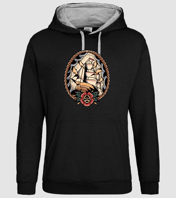 Vapoare model negru pe tricou