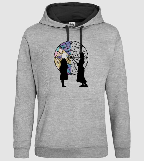 Wednesday and Enid model gri pe tricou