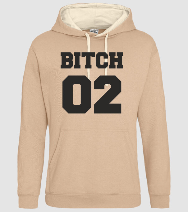 Bitch 02 model nisipiu pe tricou