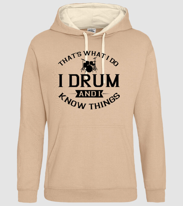 I drum I drink and I know things model nisipiu pe tricou
