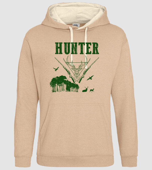 Vânător model nisipiu pe tricou