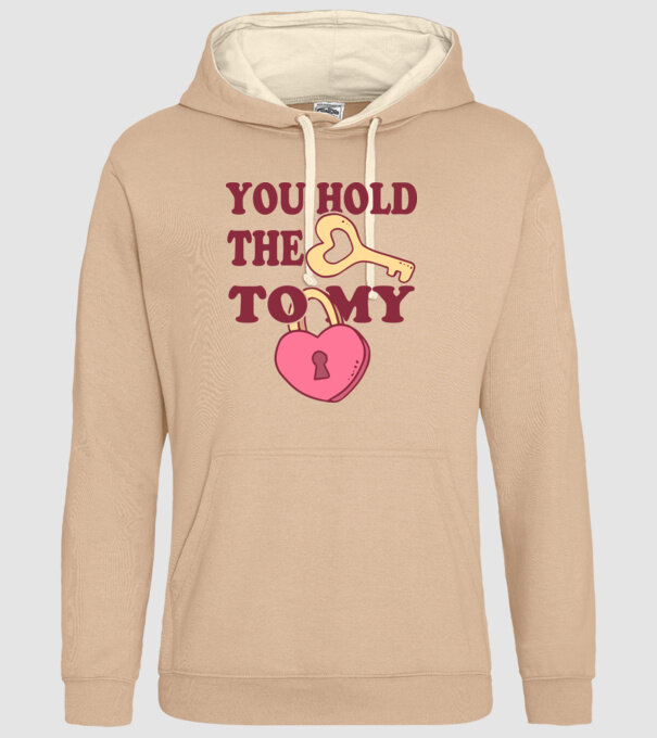you hold the key to my heart model nisipiu pe tricou