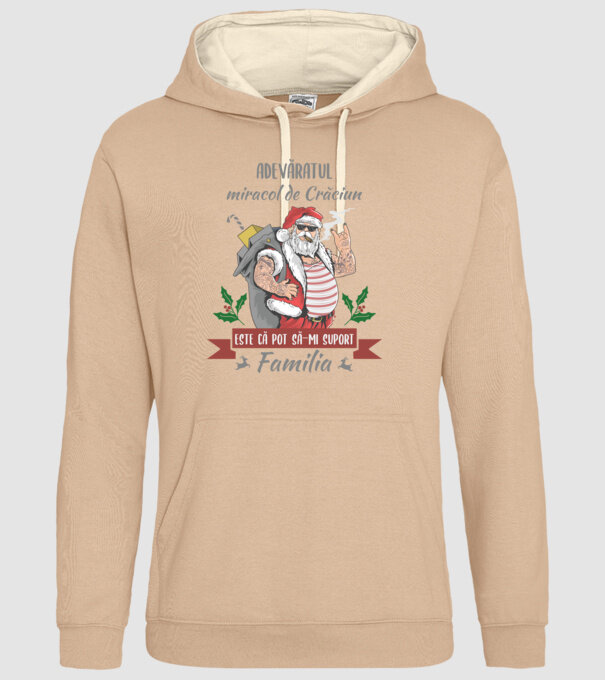 adevăratul miracol de Crăciun este că pot să-mi suport familia model nisipiu pe tricou