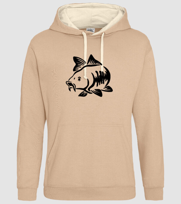 Carp model nisipiu pe tricou