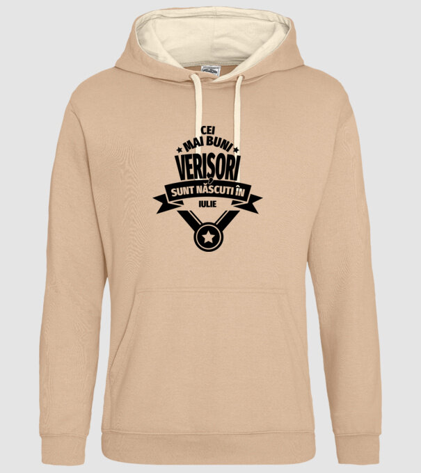 Cei mai buni verișori sunt născuți în iulie. / Cele mai bune verișoare sunt născute în iulie. model nisipiu pe tricou