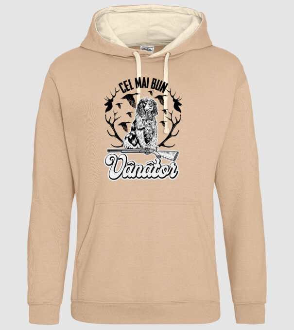 Cel mai bun vânător model nisipiu pe tricou