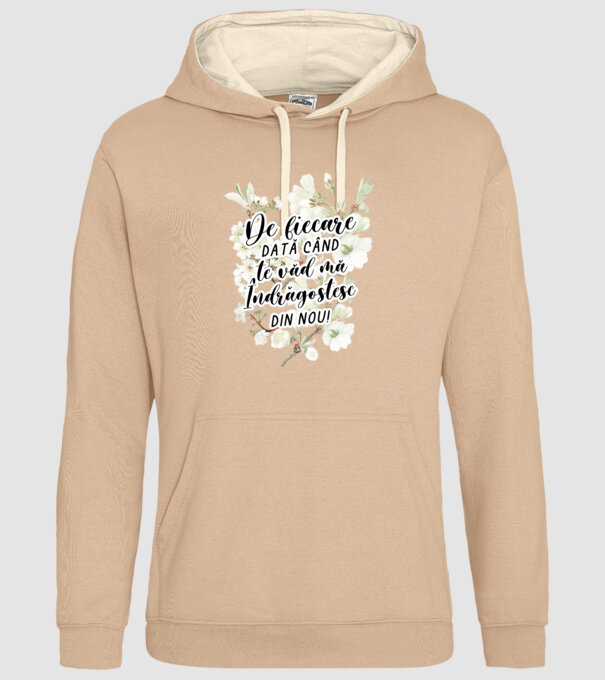 De fiecare dată când te văd mă îndrăgostesc din nou model nisipiu pe tricou