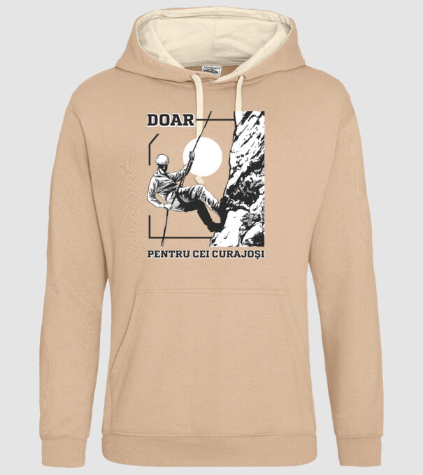 Doar pentru cei curajoși model nisipiu pe tricou