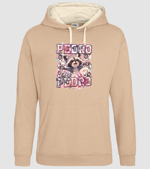 Girly Pedro model nisipiu pe tricou