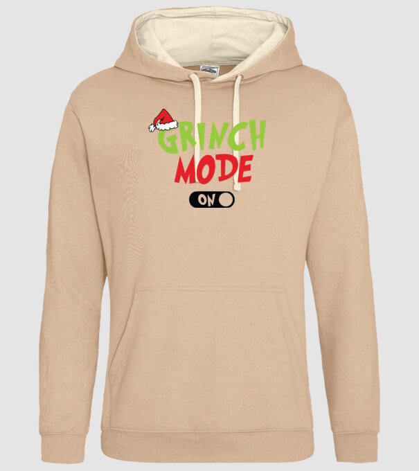 Grinch Mode model nisipiu pe tricou