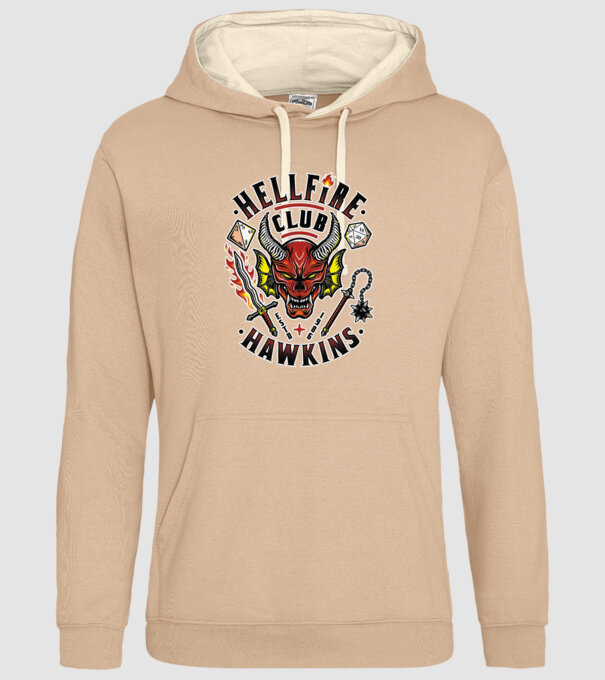 hellfire club hawkins model nisipiu pe tricou