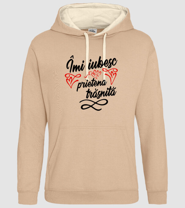 Îmi iubesc prietena trăsnită model nisipiu pe tricou