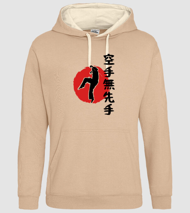 Larusso training japan model nisipiu pe tricou