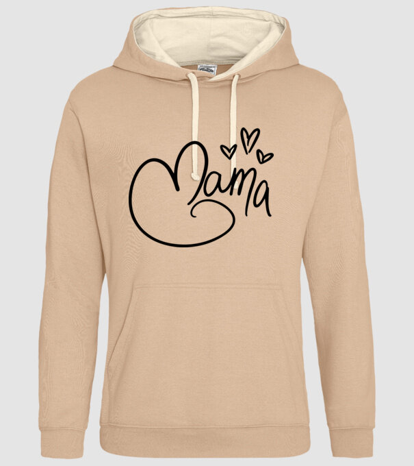 mama model nisipiu pe tricou
