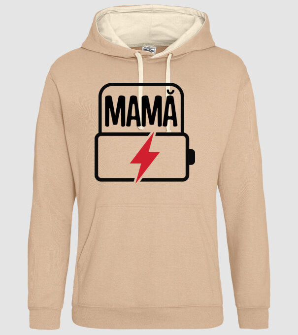 Mamă la încărcat model nisipiu pe tricou