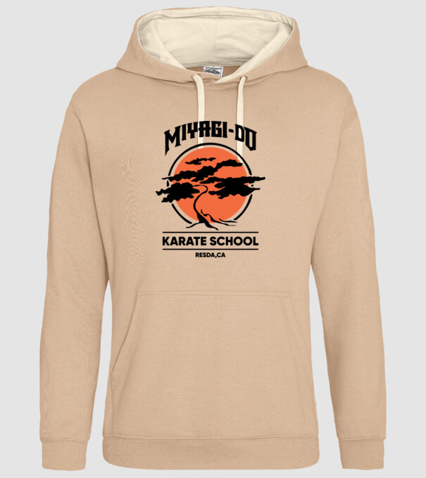 Miyagi-do karate school model nisipiu pe tricou