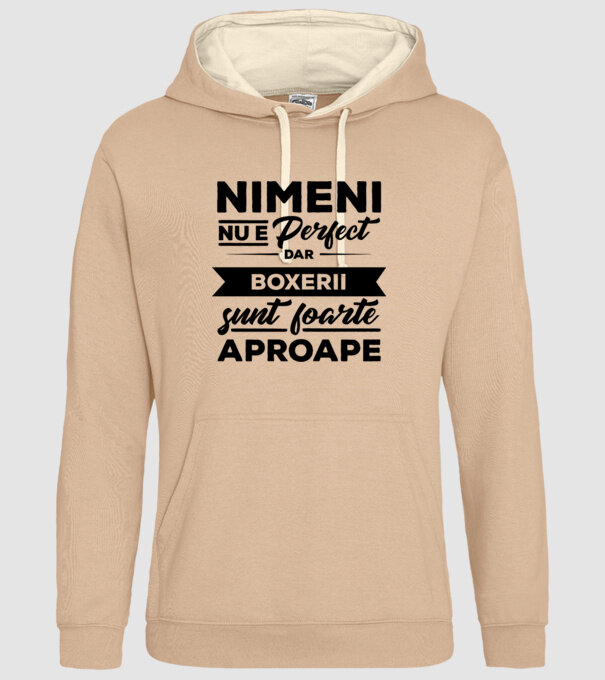 nimeni nu e perfect, dar boxerii sunt foarte aproape model nisipiu pe tricou