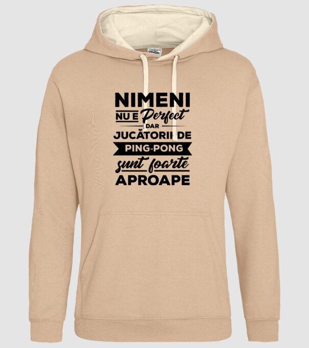 nimeni nu e perfect, dar jucătorii de ping-pong sunt foarte aproape model nisipiu pe tricou
