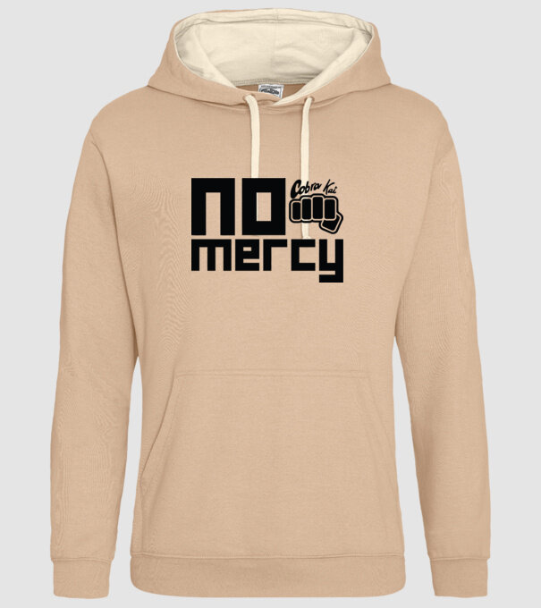 No mercy cobra kai model nisipiu pe tricou
