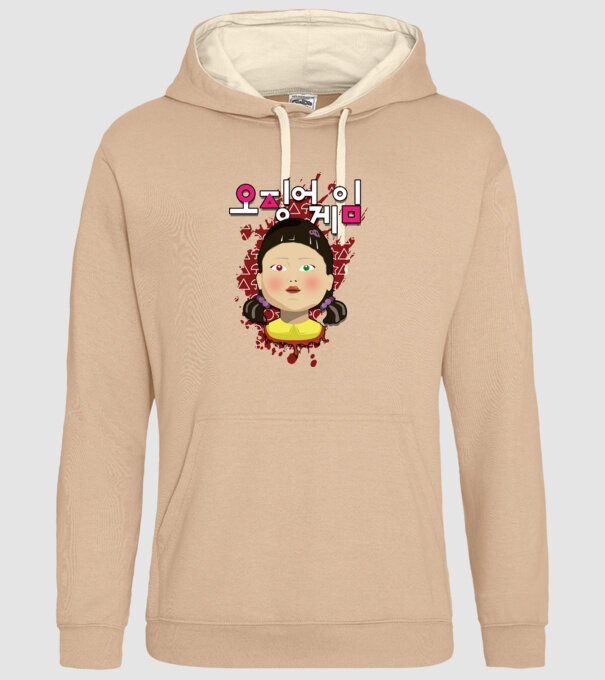 red light green light doll model nisipiu pe tricou