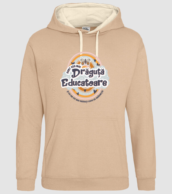 Sunt cea mai drăguță educatoare! model nisipiu pe tricou