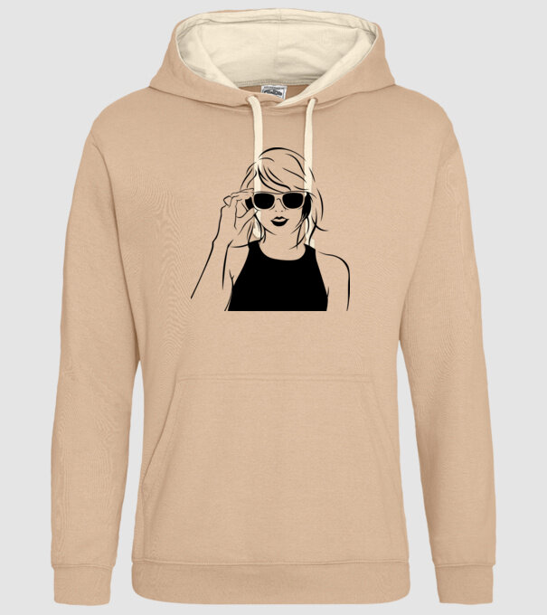 Taylor Swift model nisipiu pe tricou