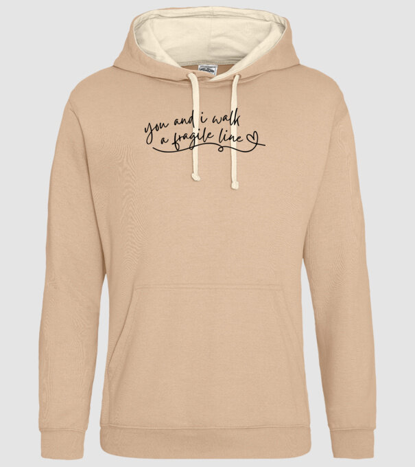 Taylor Swift you and i walk a fragile line model nisipiu pe tricou