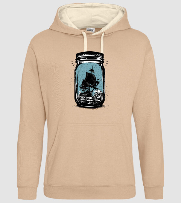 Trapped model nisipiu pe tricou