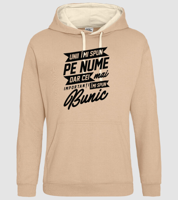 Unii îmi spun pe nume, dar cei mai importanți îmi spun bunic model nisipiu pe tricou