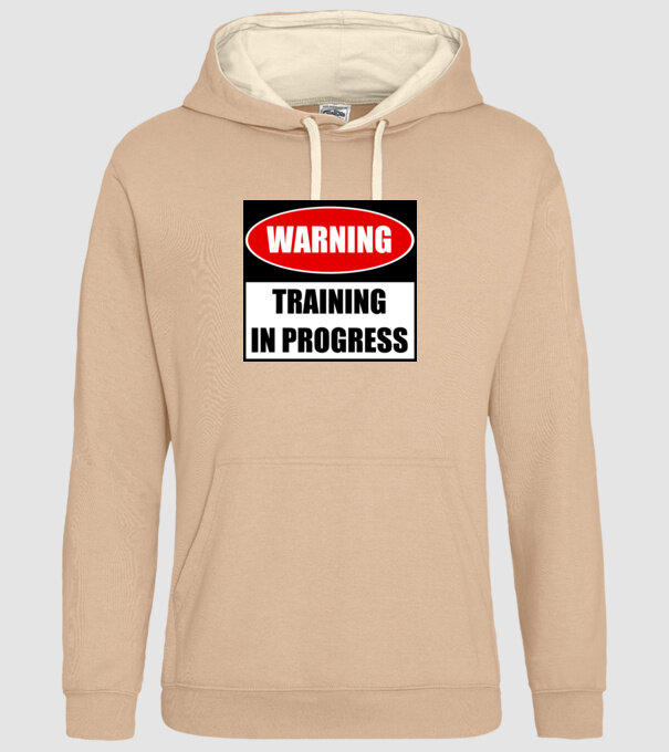Warning Training In Progress model nisipiu pe tricou