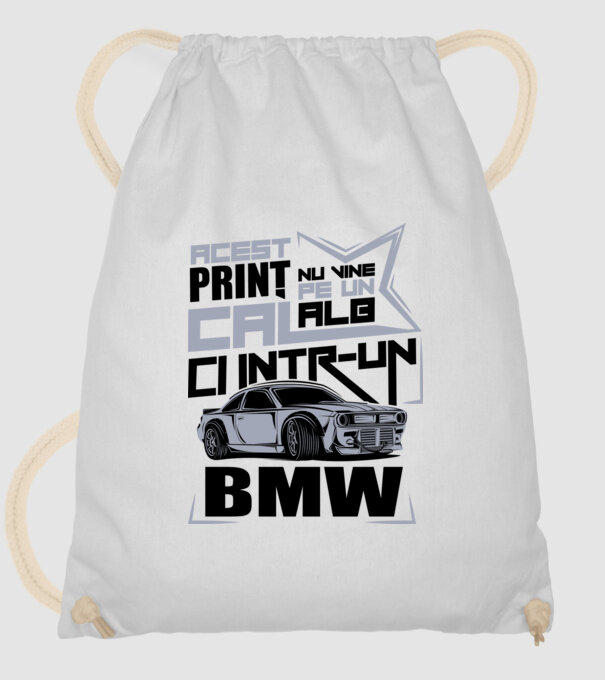 Acest prinț nu vine pe un cal alb, ci într-un BMW model alb pe tricou