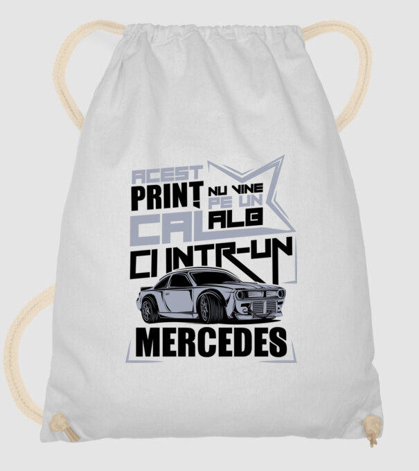 Acest prinț nu vine pe un cal alb, ci într-un Mercedes model alb pe tricou