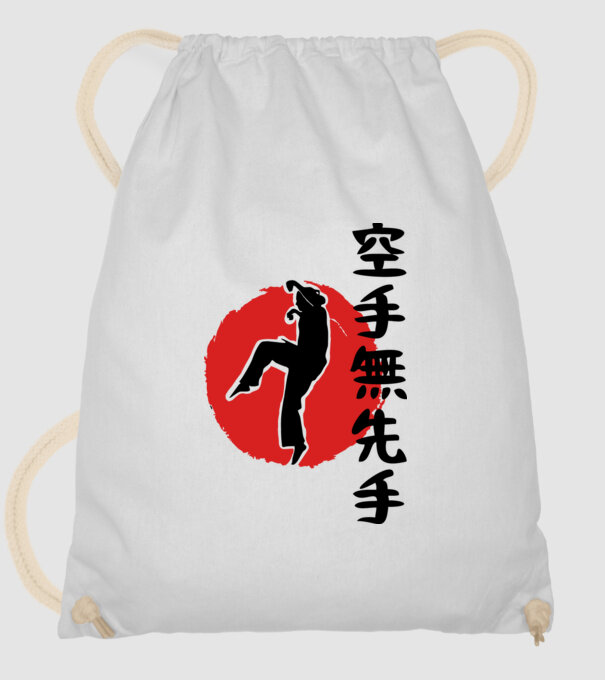 Larusso training japan model alb pe tricou