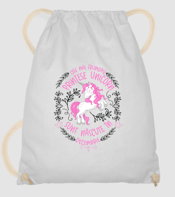 Cele mai frumoase prințese unicorn sunt născute în Decembrie model alb pe tricou