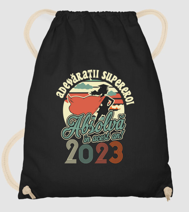 Adevărații supereroi  model negru pe tricou