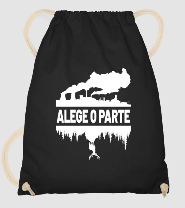 Alege o parte model negru pe tricou