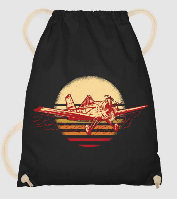 Avioane model negru pe tricou