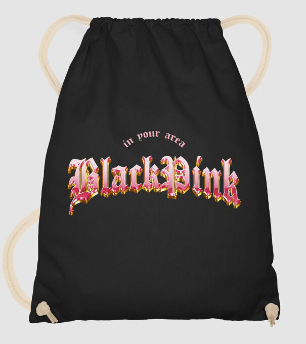 BLACPINK in your area model negru pe tricou