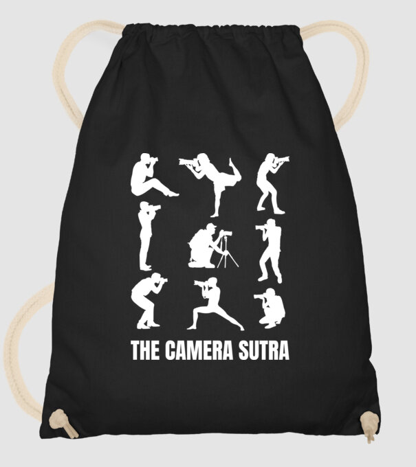 Camera sutra model negru pe tricou