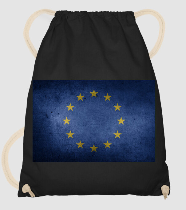 EU model negru pe tricou