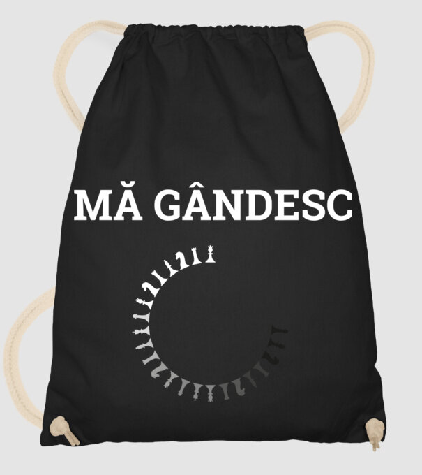 Mă gândesc model negru pe tricou