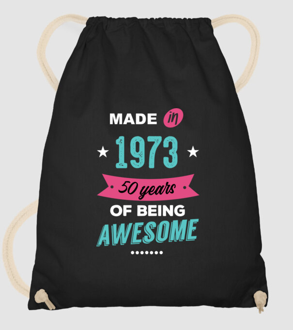 MADE IN 1973 model negru pe tricou