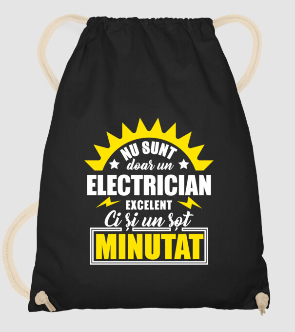 Nu sunt doar un electrician excelent, ci și un soț minunat! model negru pe tricou
