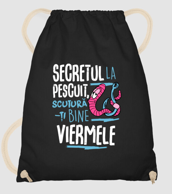 Secretul la pescuit scutură-ți bine viermele model negru pe tricou